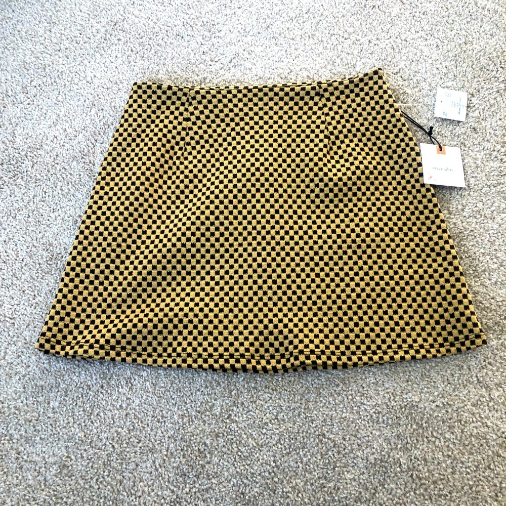 NWT brown checkered mini skirt, size S